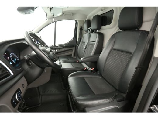 Ford Transit Custom 2.0 TDCI L2H1 185PK Sport | 2800KG Trekgew. | Airco | Cruise | Camera | Trekhaak | Carplay | 3 Zi... ActivLease financial lease