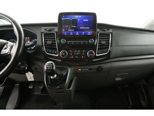 Ford Transit Custom 2.0 TDCI L2H1 185PK Sport | 2800KG Trekgew. | Airco | Cruise | Camera | Trekhaak | Carplay | 3 Zi... ActivLease financial lease