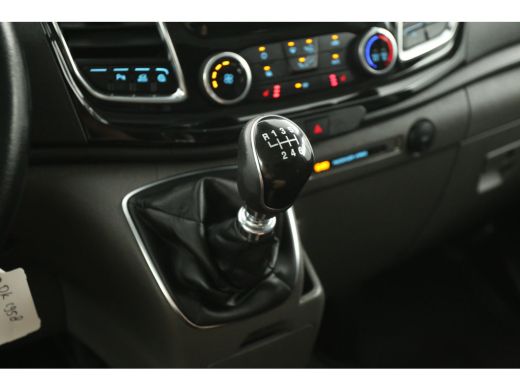 Ford Transit Custom 2.0 TDCI L2H1 185PK Sport | 2800KG Trekgew. | Airco | Cruise | Camera | Trekhaak | Carplay | 3 Zi... ActivLease financial lease