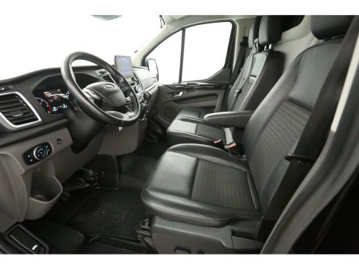 Ford Transit Custom 2.0 TDCI L2H1 185PK Sport | 2800KG Trekgew. | Airco | Cruise | Camera | Trekhaak | Carplay | 3 Zi... ActivLease financial lease