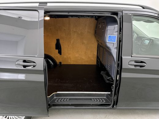 Mercedes-Benz eVito eVito Lang 66 kWh 266km WLTP Snelladen Led Navigatie Climate control Betimmering ActivLease financial lease