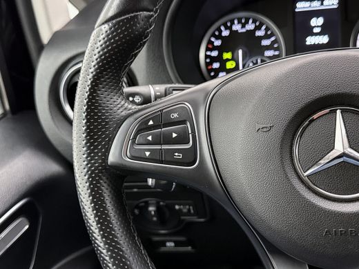 Mercedes-Benz eVito eVito Lang 66 kWh DC 266km WLTP Dubbele cabine 5 zitplaatsen Navigatie Snelladen Camera Schuifdeu... ActivLease financial lease