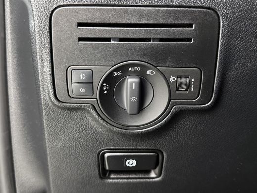 Mercedes-Benz eVito eVito Lang 66 kWh DC 266km WLTP Dubbele cabine 5 zitplaatsen Navigatie Snelladen Camera Schuifdeu... ActivLease financial lease