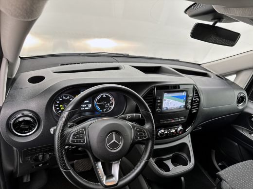 Mercedes-Benz eVito eVito Lang 66 kWh DC 266km WLTP Dubbele cabine 5 zitplaatsen Navigatie Snelladen Camera Schuifdeu... ActivLease financial lease