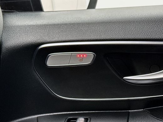 Mercedes-Benz eVito eVito Lang 66 kWh DC 266km WLTP Dubbele cabine 5 zitplaatsen Navigatie Snelladen Camera Schuifdeu... ActivLease financial lease