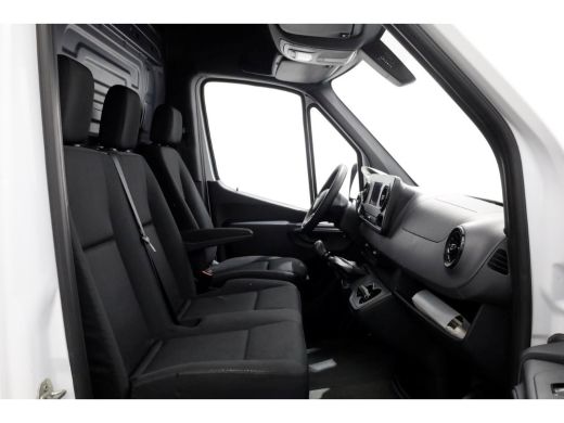 Mercedes-Benz Sprinter 315 CDI 150pk RWD L2H2 LED/Airco/Camera 04-2021 ActivLease financial lease