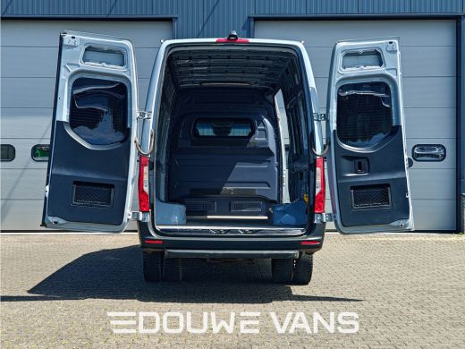 Mercedes-Benz Sprinter 514 190 PK (gechipt) L3H2 Automaat Navi Camera Carplay Stoelverw. Lederen stoelhoes. Camera. Geve... ActivLease financial lease