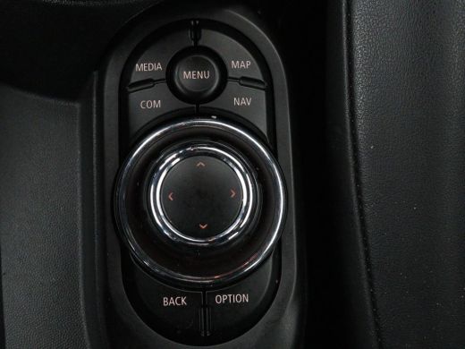 Mini Cooper 1.5 Business Edition | Harman/Kardon | Carplay | Verwarmde voorruit | Navigatie | Full LED | Half... ActivLease financial lease
