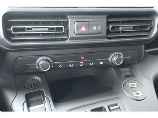 Opel Combo-e 136 L1 50kWh Tot 8 Jaar Garantie! | Navigatie by App | Achteruitrijcamera | Betimmering | !! ActivLease financial lease