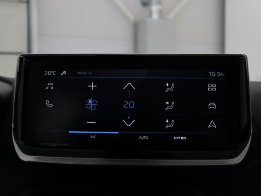 Peugeot 2008 1.2 Hybrid 136 Active | Carplay | Cruise Control | Climate control | Parkeerhulp | DAB | Bluetooth ActivLease financial lease