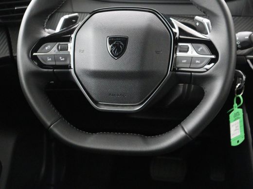 Peugeot 2008 1.2 Hybrid 136 Active | Carplay | Cruise Control | Climate control | Parkeerhulp | DAB | Bluetooth ActivLease financial lease
