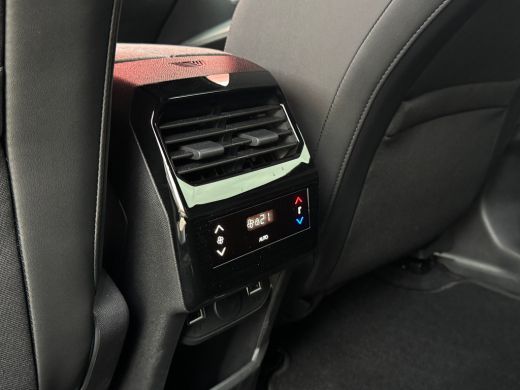 Peugeot 5008 1.6 Plug-in Hybrid 195 Allure | Apple Carplay / Android Auto | 360&deg; Camera | Keyless Entry | 7-Zi... ActivLease financial lease