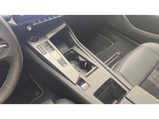 Peugeot e-308 GT 54 kWh | Achteruitrijcamera | Apple Carplay/Android Auto|telefoonintegratie premium | Cruise c... ActivLease financial lease