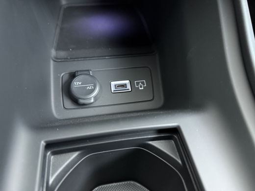 Peugeot e-308 GT 54 kWh Automaat | Bekleding Alcantara/kunstleder ActivLease financial lease