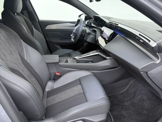 Peugeot e-308 GT 54 kWh Automaat | Bekleding Alcantara/kunstleder ActivLease financial lease