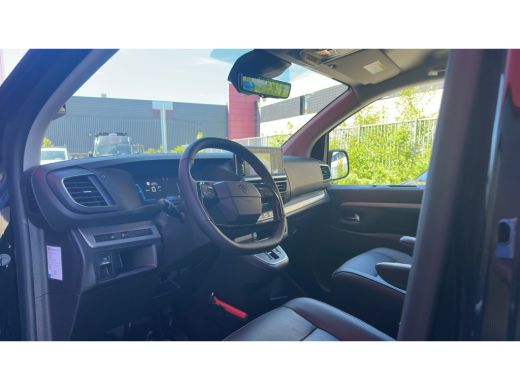 Peugeot e-Expert EV L3 DC 75 kWh | Achterbank 3-persoons | Achteruitrijcamera | Airco ActivLease financial lease