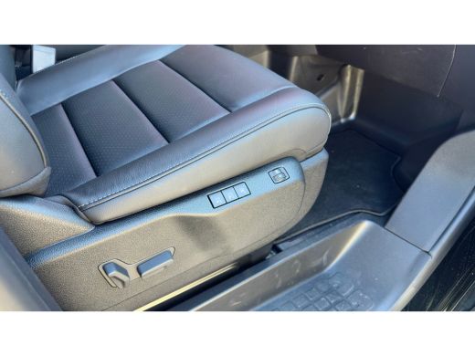 Peugeot e-Expert EV L3 DC 75 kWh | Achterbank 3-persoons | Achteruitrijcamera | Airco ActivLease financial lease
