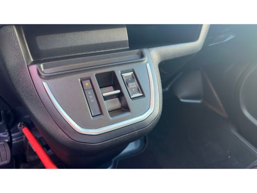 Peugeot e-Expert EV L3 DC 75 kWh | Achterbank 3-persoons | Achteruitrijcamera | Airco ActivLease financial lease