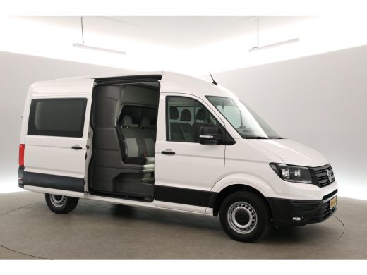 Volkswagen Crafter 2.0 TDI 140PK L3H3 | DC | 6 Zits | 3000kg Trekgew. | Airco | Cruise | Camera | Carplay | Parkeers... ActivLease financial lease