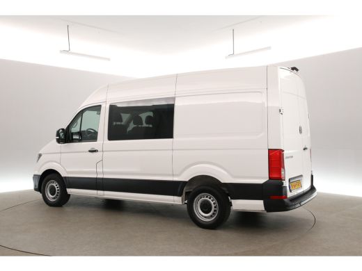 Volkswagen Crafter 2.0 TDI 140PK L3H3 | DC | 6 Zits | 3000kg Trekgew. | Airco | Cruise | Camera | Carplay | Parkeers... ActivLease financial lease