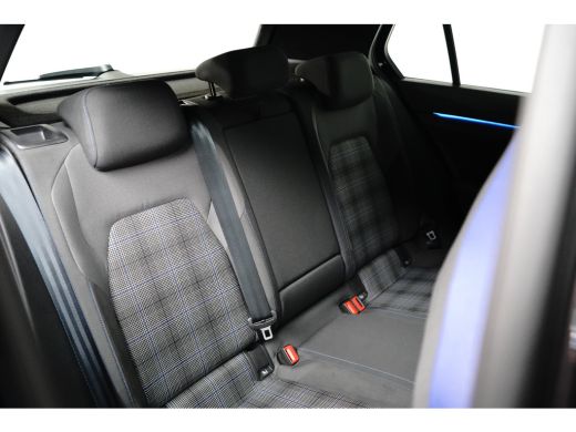 Volkswagen Golf 1.4 eHybrid 245 pk GTE 6-DSG | Navigatie | Stoel/stuur verwarming | Parkeersensoren | ActivLease financial lease
