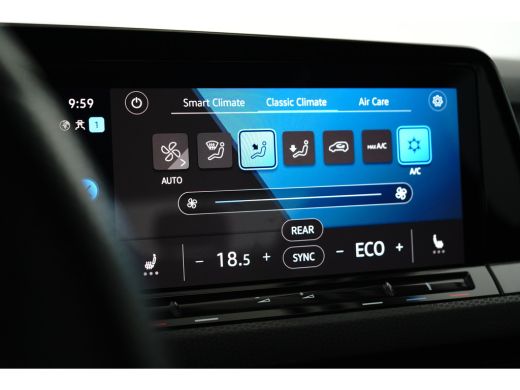 Volkswagen Golf 1.4 eHybrid 245 pk GTE 6-DSG | Navigatie | Stoel/stuur verwarming | Parkeersensoren | ActivLease financial lease