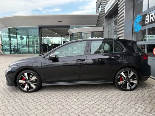 Volkswagen Golf 1.4 eHybrid 245 pk GTE 6-DSG | Navigatie | Stoel/stuur verwarming | Parkeersensoren | ActivLease financial lease