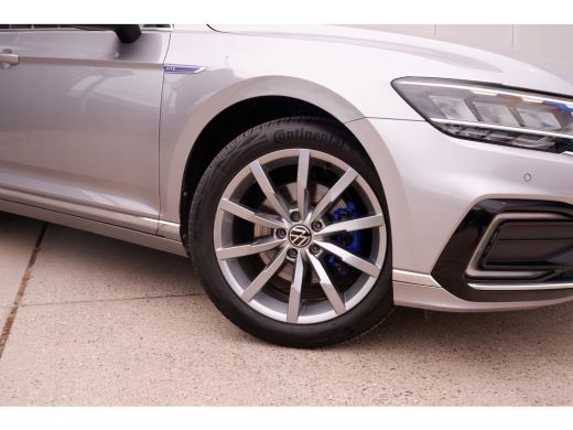 Volkswagen Passat Variant 1.4 TSI PHEV GTE Business | Pano | Elek. Trekhaak | Head-Up | Carplay | LED | Camera | Na... ActivLease financial lease