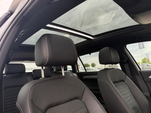 Volkswagen Passat Variant 1.4 TSI PHEV GTE Business | Pano | Elek. Trekhaak | Head-Up | Carplay | LED | Camera | Na... ActivLease financial lease