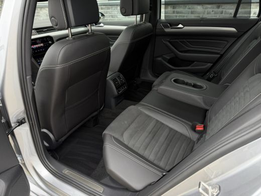 Volkswagen Passat Variant 1.4 TSI PHEV GTE Business | Pano | Elek. Trekhaak | Head-Up | Carplay | LED | Camera | Na... ActivLease financial lease