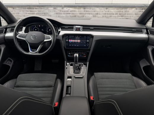 Volkswagen Passat Variant 1.4 TSI PHEV GTE Business | Pano | Elek. Trekhaak | Head-Up | Carplay | LED | Camera | Na... ActivLease financial lease
