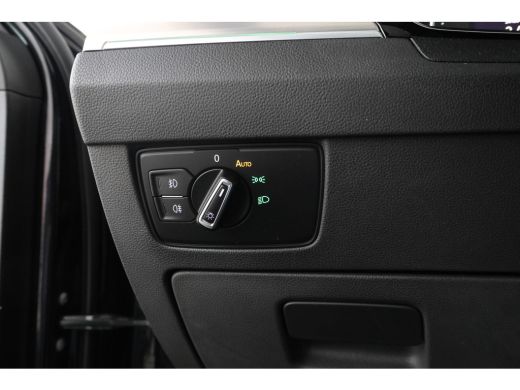 Volkswagen Passat Variant 2.0 TSI R-Line Business + Trekhaak, Automaat, Panorama, Adaptieve cruise ActivLease financial lease
