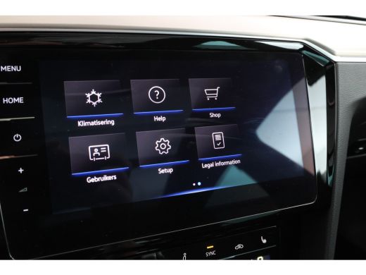 Volkswagen Passat Variant 2.0 TSI R-Line Business + Trekhaak, Automaat, Panorama, Adaptieve cruise ActivLease financial lease