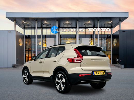 Volvo  XC40 B4 Plus Dark | 19" Allseason | Trekhaak | Harman Kardon | Elektr. verst. Stoelen | Stoel/Stuurver... ActivLease financial lease