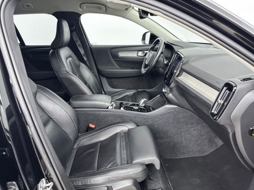 Volvo  XC40 T4 Recharge Inscription | 19" | Leder | Trekhaak | Parkeercamera | Adaptieve Cruise | BLIS | Stoe... ActivLease financial lease