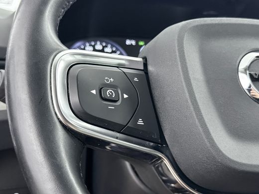 Volvo  XC40 T4 Recharge Inscription | 19" | Leder | Trekhaak | Parkeercamera | Adaptieve Cruise | BLIS | Stoe... ActivLease financial lease