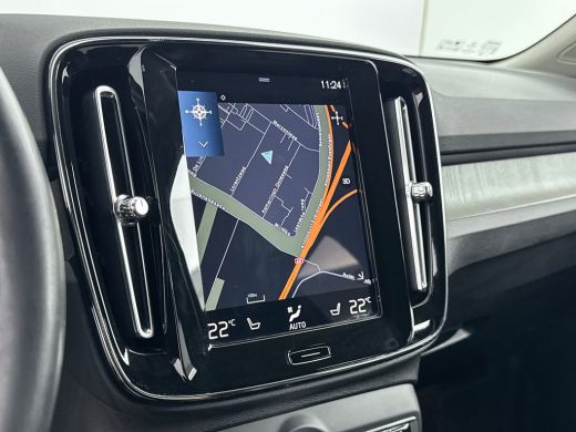 Volvo  XC40 T4 Recharge Inscription | 19" | Leder | Trekhaak | Parkeercamera | Adaptieve Cruise | BLIS | Stoe... ActivLease financial lease