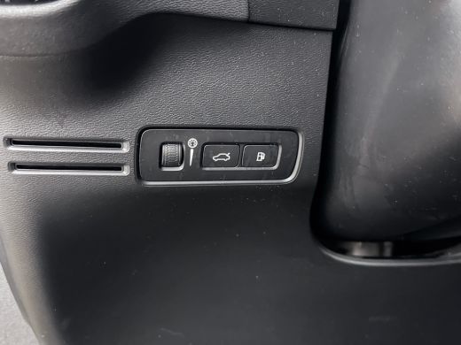 Volvo  XC40 T4 Recharge Inscription | 19" | Leder | Trekhaak | Parkeercamera | Adaptieve Cruise | BLIS | Stoe... ActivLease financial lease