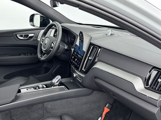 Volvo  XC60 2.0 T8 Plug-in hybrid AWD Ultra Dark Exec. Ed. | 22" | Heico Diffusor | Getint & Gelamineerd Glas... ActivLease financial lease