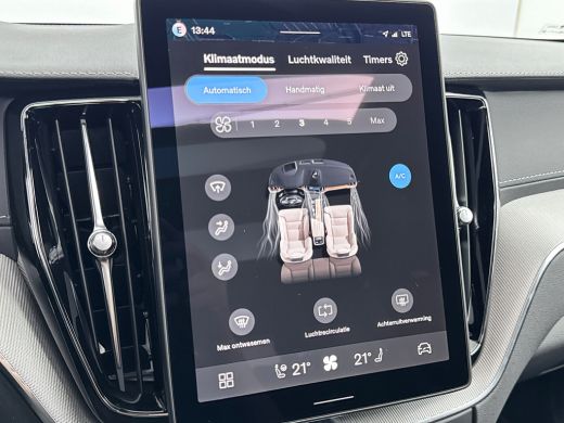 Volvo  XC60 2.0 T8 Plug-in hybrid AWD Ultra Dark Exec. Ed. | 22" | Heico Diffusor | Getint & Gelamineerd Glas... ActivLease financial lease