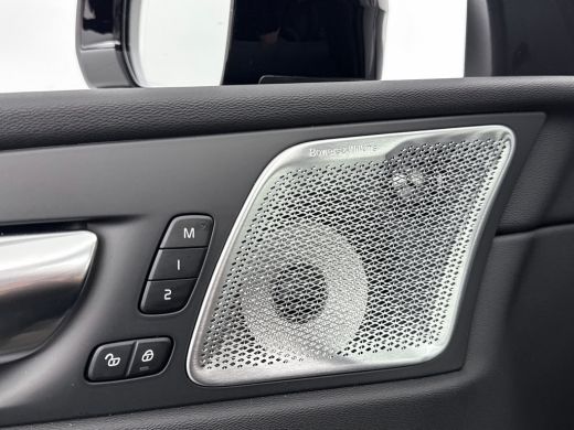 Volvo  XC60 2.0 T8 Plug-in hybrid AWD Ultra Dark Exec. Ed. | 22" | Heico Diffusor | Getint & Gelamineerd Glas... ActivLease financial lease