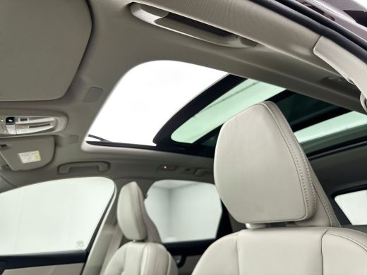 Volvo  XC60 T8 Plug-in hybrid AWD Ultra Dark Exec. Ed. | 22" | Luchtvering | Getint&Gelaagd Glas | Geventilee... ActivLease financial lease