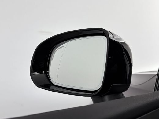 Volvo  XC60 T8 Plug-in hybrid AWD Ultra Dark Exec. Ed. | 22" | Luchtvering | Getint&Gelaagd Glas | Geventilee... ActivLease financial lease