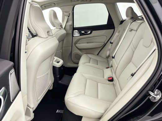 Volvo  XC60 2.0 T8 Plug-in hybrid AWD Ultra Dark Exec. Ed. | 22" | Luchtvering | Getint&Gelaagd Glas | Gevent... ActivLease financial lease