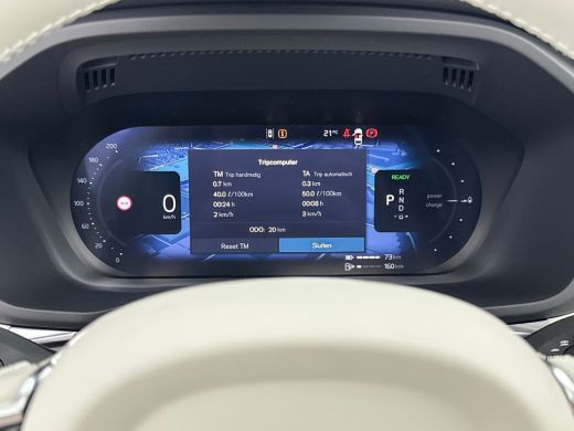 Volvo  XC60 2.0 T8 Plug-in hybrid AWD Ultra Dark Exec. Ed. | 22" | Luchtvering | Getint&Gelaagd Glas | Gevent... ActivLease financial lease