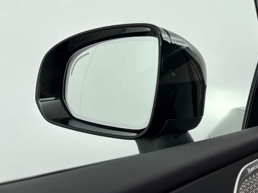Volvo  XC60 2.0 T8 Plug-in hybrid AWD Ultra Dark Exec. Ed. | 22" | Luchtvering | Getint&Gelaagd Glas | Gevent... ActivLease financial lease