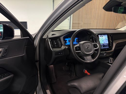 Volvo  XC60 T6 AWD Recharge Plus Dark | Trekhaak | 360&deg; Camera | All Season banden | Adaptieve Cruise Control... ActivLease financial lease