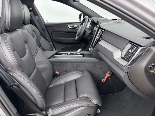 Volvo  XC60 T8 Recharge Ultra Dark Executive | 22" | Heico Diffusor | Getint & Gelamineerd Glas | Alarmklasse... ActivLease financial lease