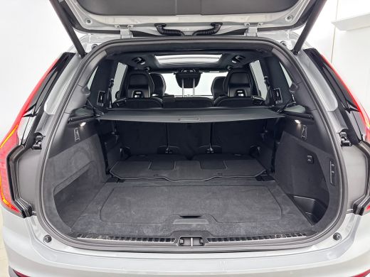 Volvo  XC90 T8 Ultra Black Edition | 22" | Heico Diffusor | Gelaagd & Getint Glas | Geintegreerd kinderzitje ... ActivLease financial lease