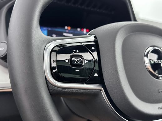Volvo  XC90 T8 Ultra Black Edition | 22" | Heico Diffusor | Gelaagd & Getint Glas | Geintegreerd kinderzitje ... ActivLease financial lease